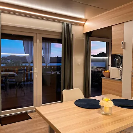 Mobile House Dara 公寓 *