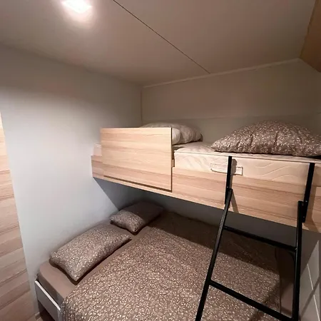 Mobile House Dara Apartment *
